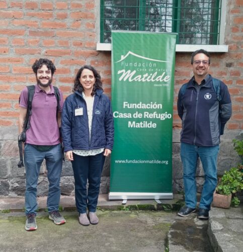Mostrar la visita a la Fundación Casa de Refugio Matilde del evaluador del trabajo de las agencias de Naciones Unidas en el Ecuador.